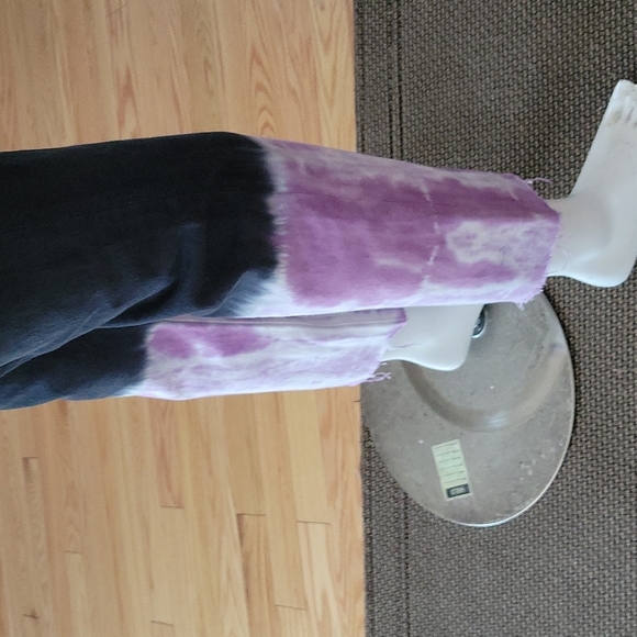 GRLFRND mica cropped in changing skies - Picture 7 of 16